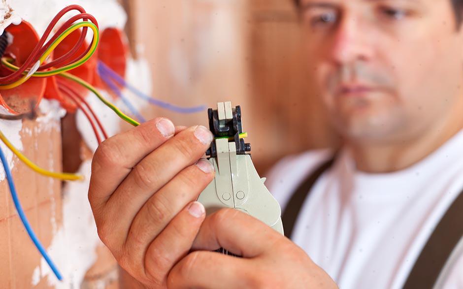l'électricien Les Mureaux
